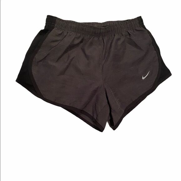 Nike Girls Dri Fit  Running Shorts Size Small - Picture 1 of 12